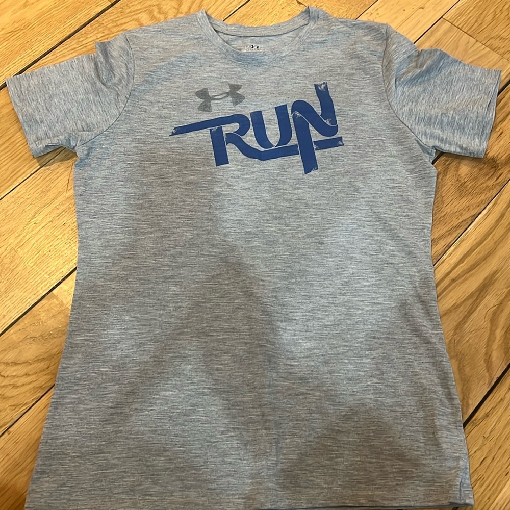 2/30 Under Armour Run Men’s Gray Short Sleeve T Shirt Size Small
